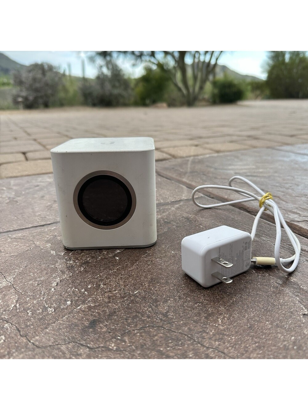 AmpliFi HD Wifi Router by Ubiquiti Labs, Seamless Whole Home Wireless Internet